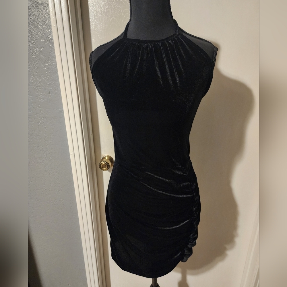 Noisy May Black, halter top velvet dress